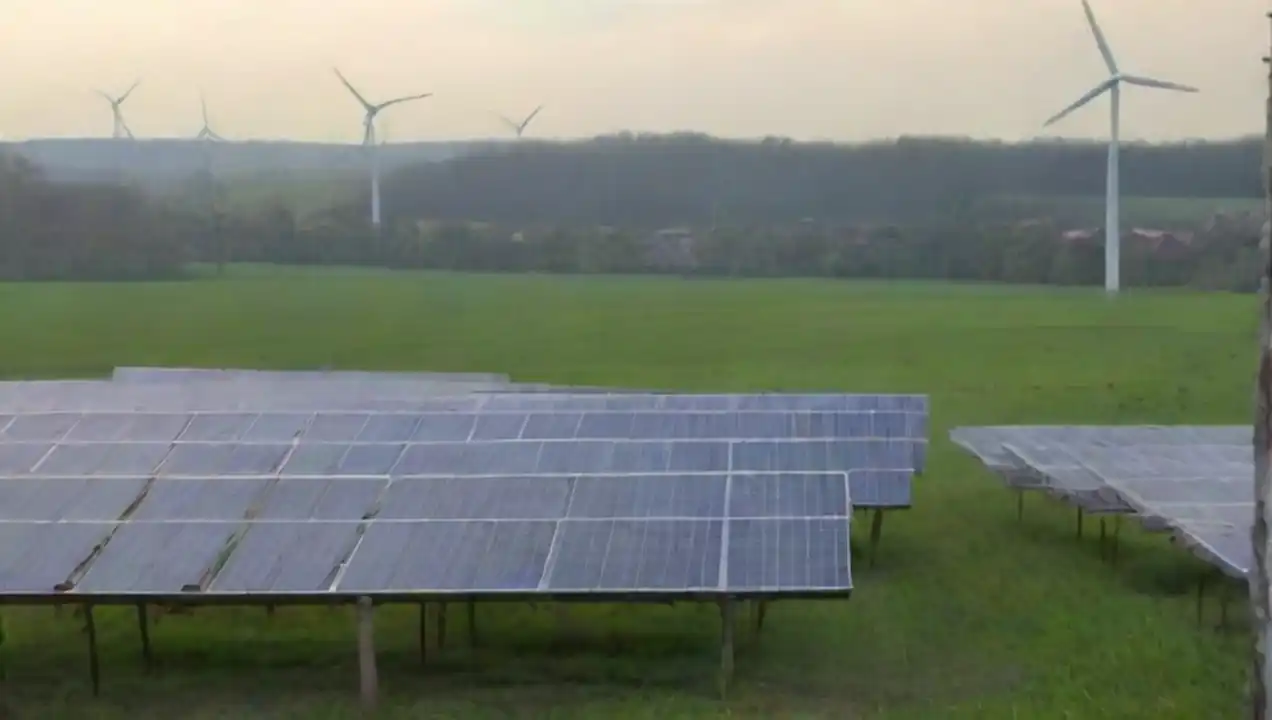 Importancia de las energías renovables en la resiliencia de Resiliencia comunitaria a través de la energía renovable