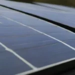 Comparación de eficiencia técnica de marcas de paneles solares