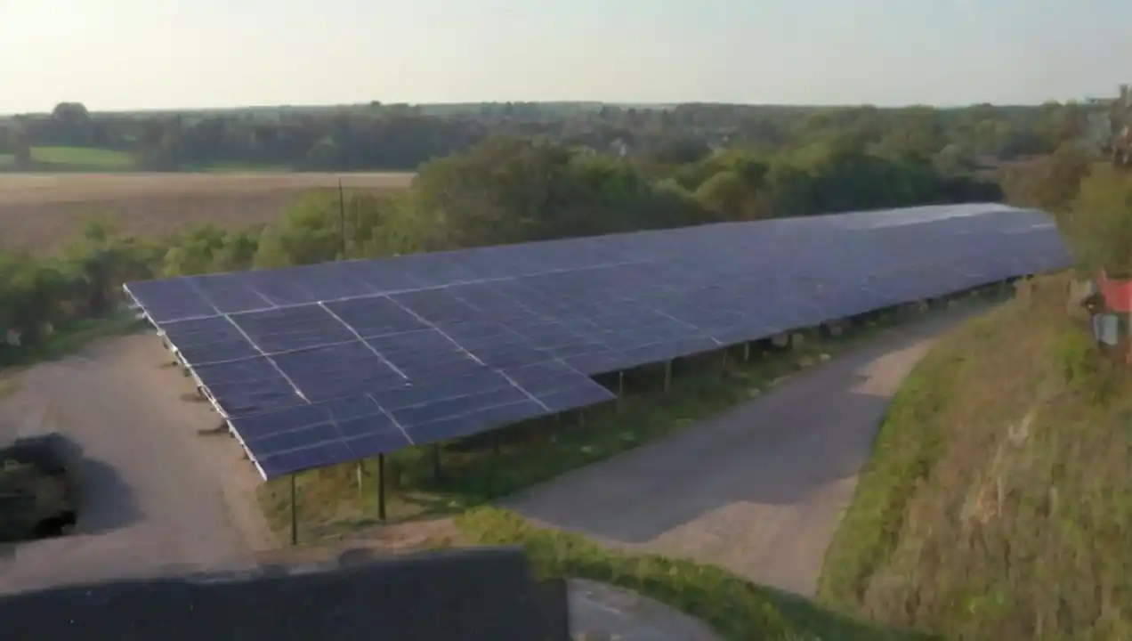 Cómo acompañar a las comunidades en la transición a energía distribuida