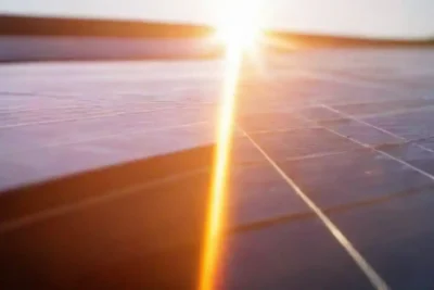 Energía solar fotovoltaica vs. térmica: Comparación